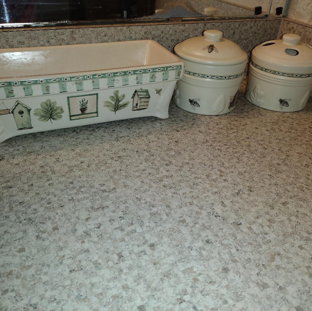 Pfaltzgraff Naturewood ceramic bathroom set 3pc.